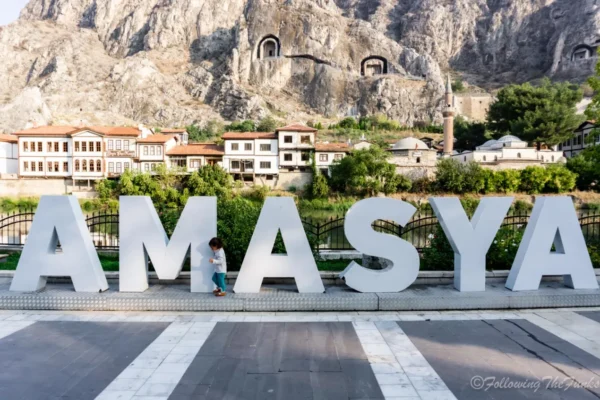 Ucuz ve Keyifli Türkiye İçi Seyahat Rehberi: 5 Ekonomik Rota amasya