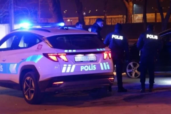 Edirne’de Şoke Eden Olay! Edirnede surucu pes dedirtti Dur ihtarına uymadı polislerin uzerine surdu