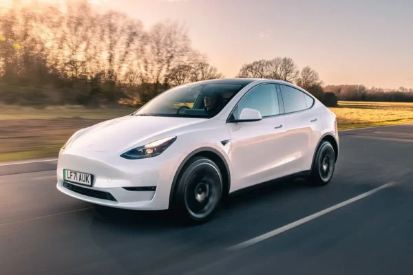 araba-tesla